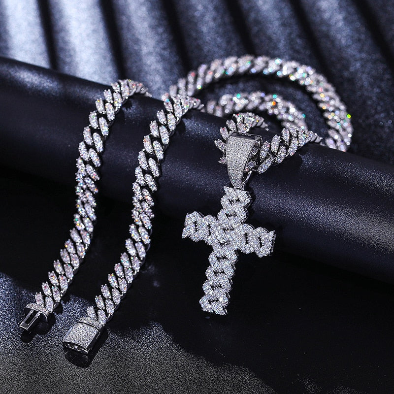 VVS1 Moissanite Cross Pendant Necklace – 925 Sterling Silver