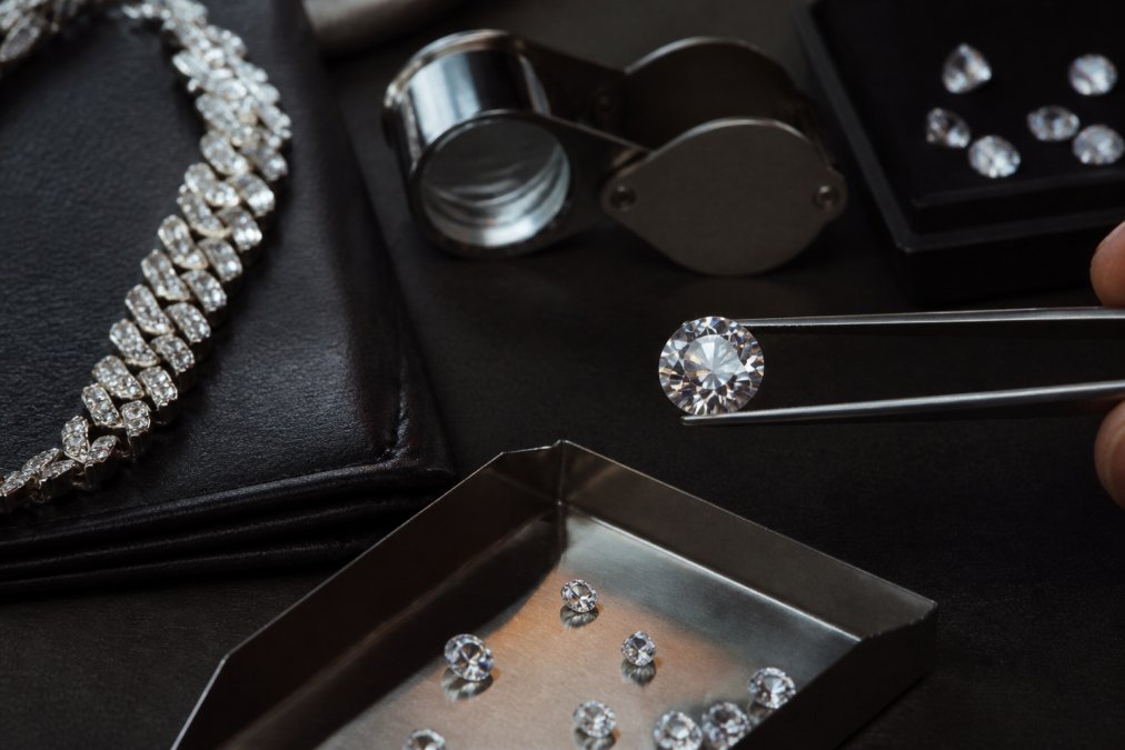 Why Choose VVS1 Moissanite Jewelry