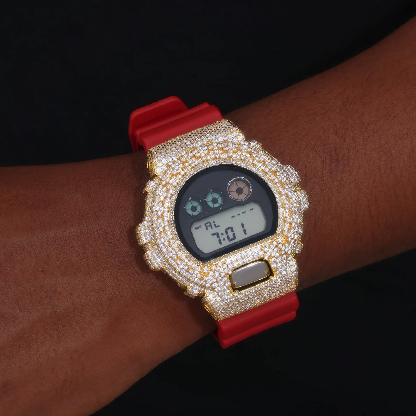 DW6900 G-Shock Cross Buss Down Bezel Watch Case | VVS1 Moissanite, GRA Certified
