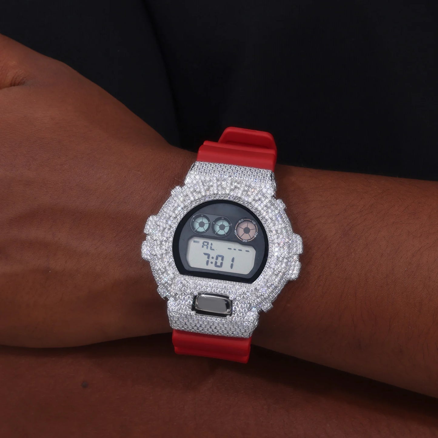 DW6900 G-Shock Cross Buss Down Bezel Watch Case | VVS1 Moissanite, GRA Certified